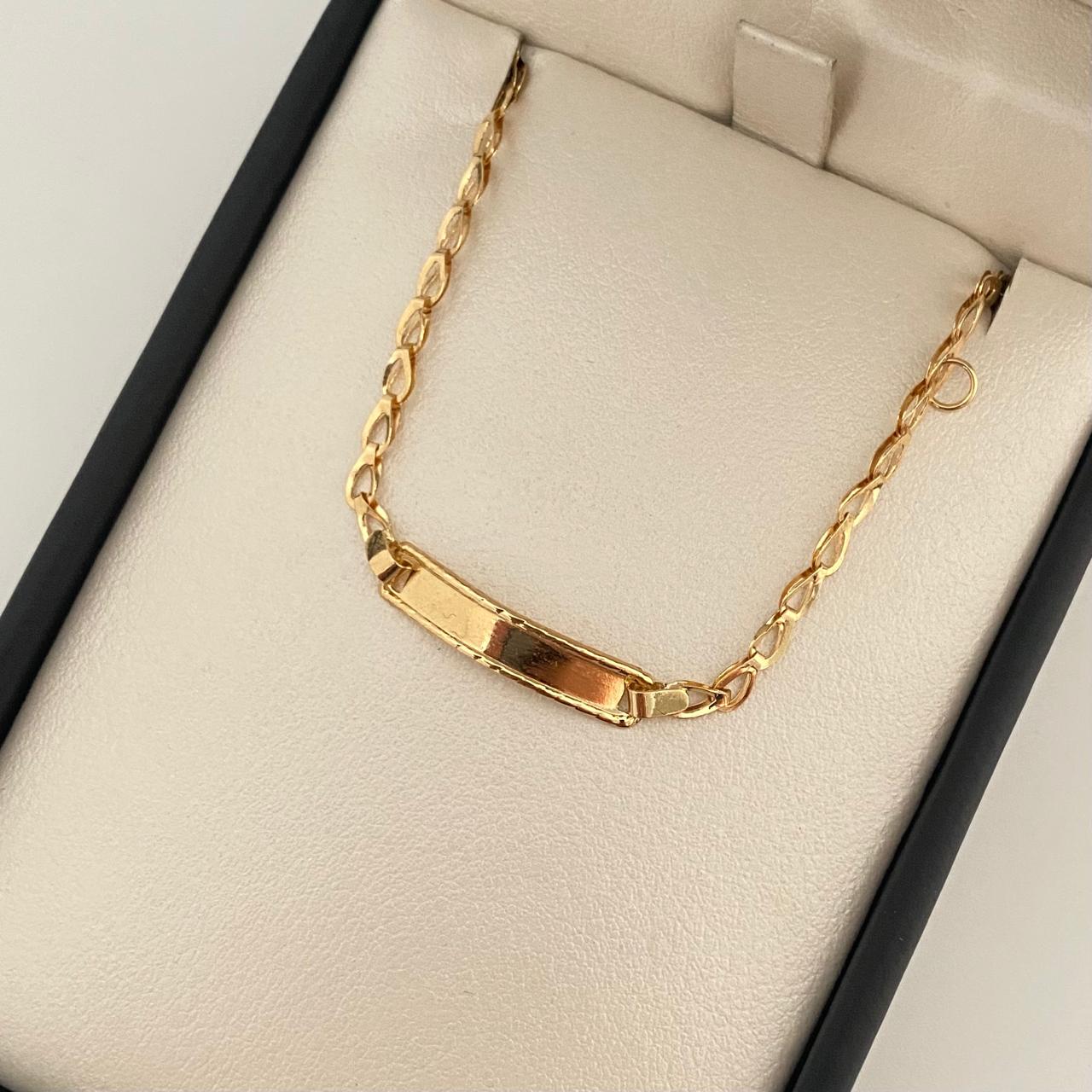 Pulso bebé placa rectangular borde diamantado Oro amarillo 18k 1,45 Gr / 2,7 mm / 14,5 Cm Broche 0,15